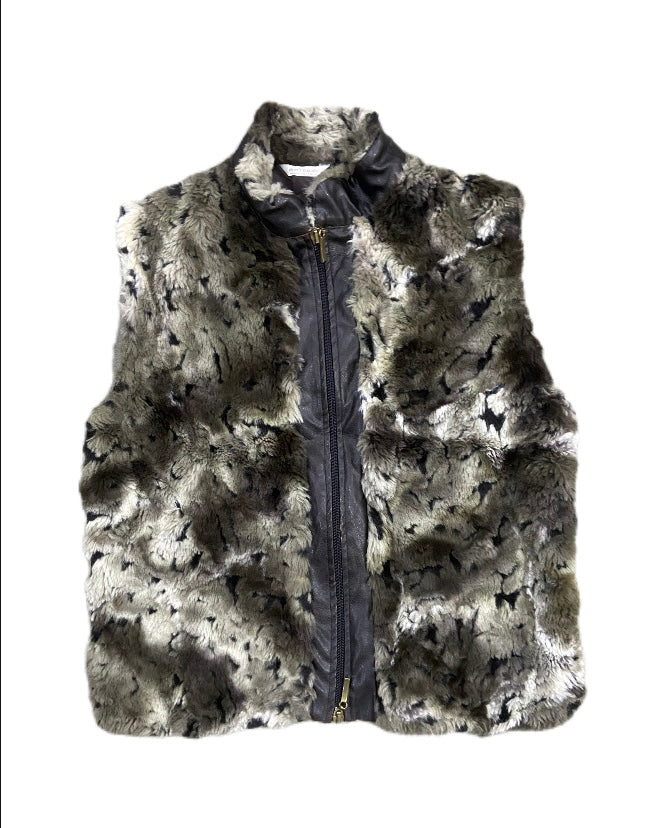 DON'T IMITATE FUR VEST