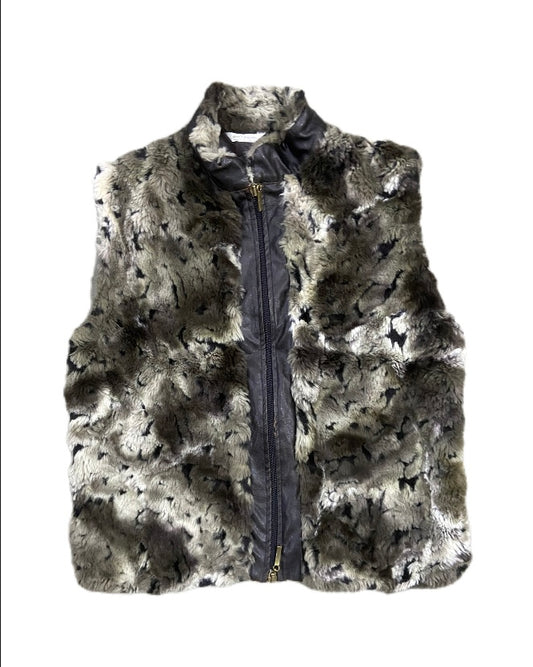 DON'T IMITATE FUR VEST