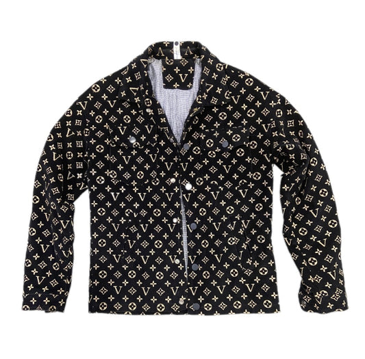BLACK V SHIRT/JACKET
